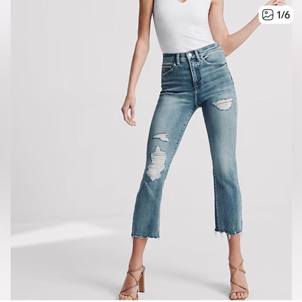 Express High Rise Cropped Flare with Raw Hem Jeans 👖